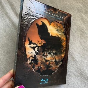 Batman Begins DVD and bonus material